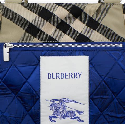 burberry tassen|burberry lichen tote.